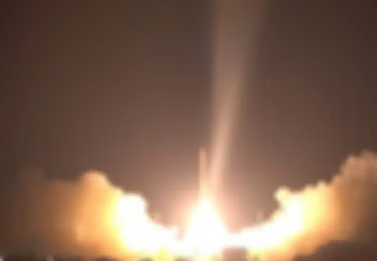 Perang di Luar Angkasa! Setelah Siapkan 'Tank Terbang', Rusia Uji Coba Senjata Ruang Angkasa, Bisa Hancurkan Satelit Musuh hingga Berkeping-keping
