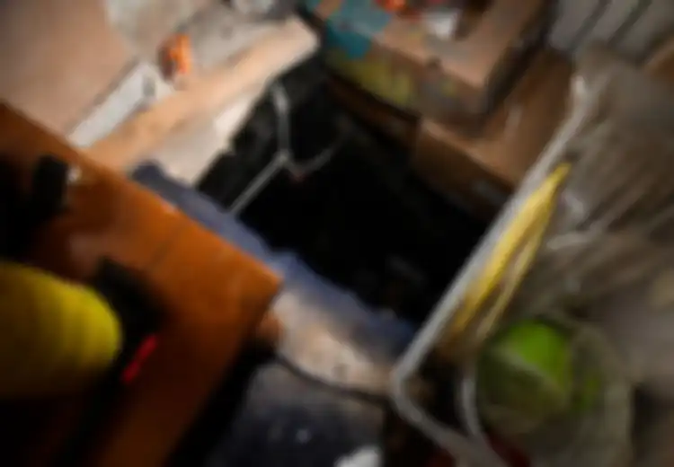 Jiper Ketakutan Setengah Mati di Rumah Sendiri, Keluarga ini Mendengar Suara Super Aneh dari Bawah Tanah, Saat Diberi Alat Perekam Suaranya Justru Makin Jelas Ucapkan Kalimat ini