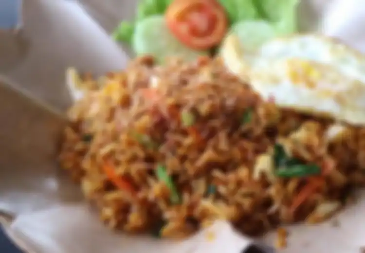 Ini Rupanya Bumbu Rahasia Tukang Nasi Goreng Pinggir Jalan yang Bikin Ketagihan, Coba Bikin Sendiri Yuk!