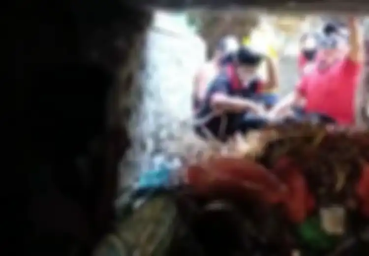 Di Gorong-gorong yang Disesaki Sampah, Wanita Ini Tinggal Selama Berbulan-bulan, Fakta Janggal Mencuat Setelah Keluarganya Ungkapkan Hal Ini