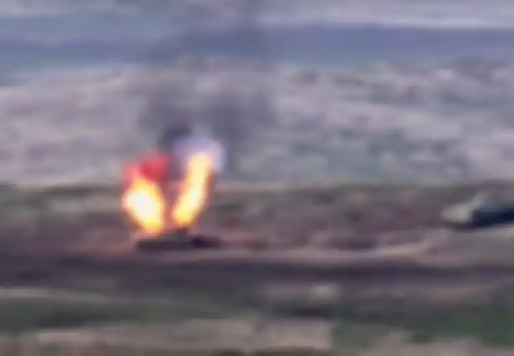 Dunia Benar-benar Kacau, Tak Hanya Negara Besar Negara Kecil Armenia dan Azaerbaijan Terungkap Kobarkan Perang, Sudah Lakukan Baku Tembak dengan Tank dan Pesawat Tempur