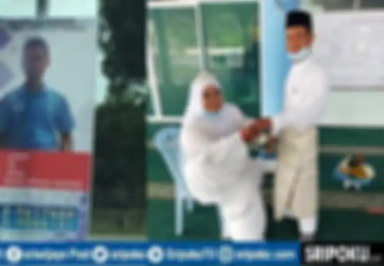 Sempat Viral Pria yang Cari Jodoh dengan Pasang Spanduk, Kabar Terbarunya, Kini Dia Resmi Menikah dengan Wanita yang Menghubunginya
