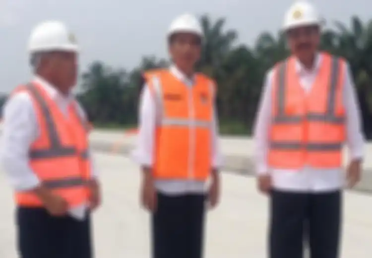 Ternyata Tanpa Berpihak, Indonesia Malahan Ketiban Rezeki Nomplok Dapat Kucuran Dana Infrastuktur dari Dua Negara Besar yang Berseteru Ini