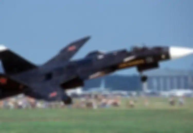 Jet Tempur Sukhoi Su-47: Pendahulu Jet Tempur Unggulan Rusia dengan Sayap Unik yang Malah Tidak Pernah Terbang, Diproduksi Saja Tidak, Amit-amit