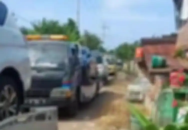 Ketiban Rejeki Nomplok Rp9,7 Miliar, Pria dari Desa Tuban Ini Malah Ogah Ikut-ikutan Kalap Beli Mobil Seperti Tetangganya, Uangnya Justru Digunakan untuk Hal Ini