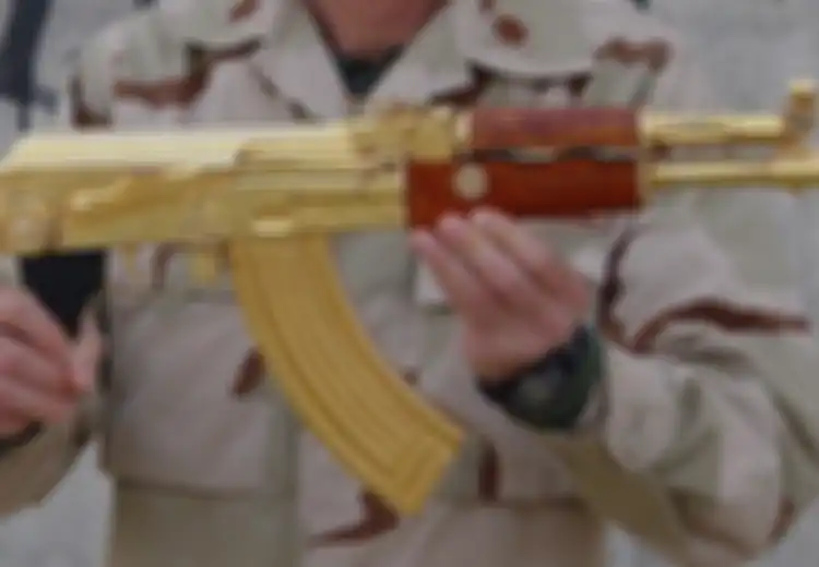 6 Fakta 'Tersembunyi' Senapan AK-47, Termasuk Ak-47 Emas Milik Saddam Hussein yang Ditemukan pada 2003