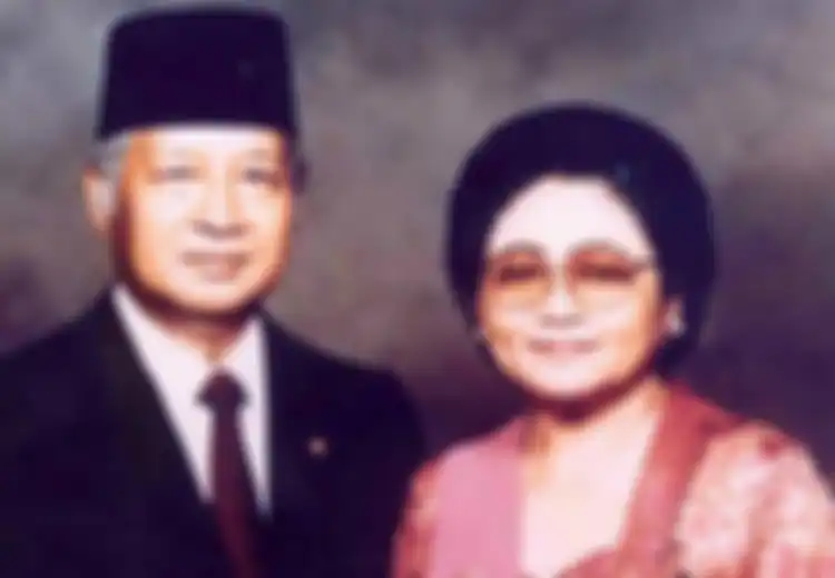Viral Kapolsek Bocorkan Kematian Soeharto, Polisi Ini Malah Kuak Penyebab Kematian Ibu Tien, Benarkah karena Ditembak Anaknya?
