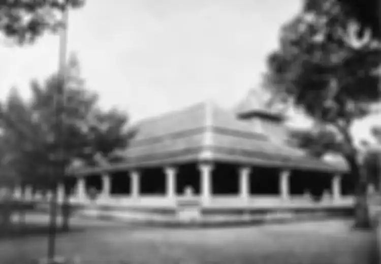 Seni Bangunan Peninggalan Sejarah Islam di Indonesia, Pada Masa Kerajaan-kerajaan Islam Banyak Keraton yang Umumnya Menghadap ke Utara
