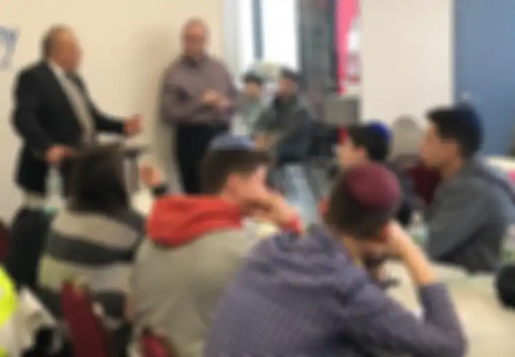 ‘Saya Orang Palestina yang Bangga’, Apa yang Dibanggakan oleh Orang Palestina? Bassam Eid Menuturkan Kebanggaannya Ini pada Sekelompok Remaja Stamford