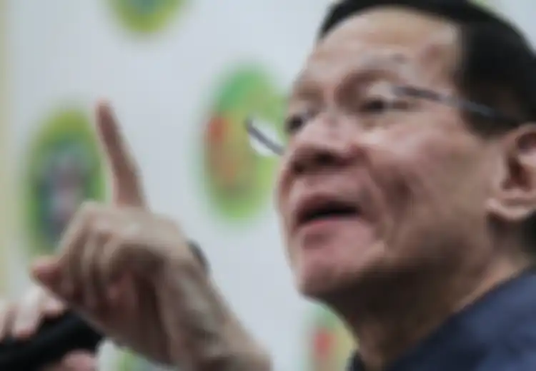Menkesnya Korupsi Dana Covid-19, Presidennya Kompak Membela, Warga Negara Tetangga Indonesia Ini Mengamuk Sebut Mereka 'Buaya Cengeng', Tidak Tanggung 19 T pun Berhasil Digarong!