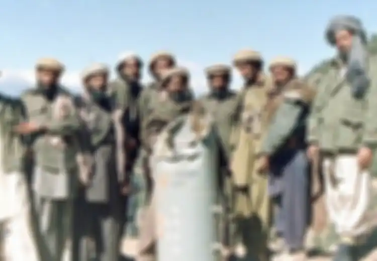 Kisah Operasi Intelijen 'Babut Mabur,' Saat Indonesia Bantu Mujahidin Afghanistan Lawan Uni Soviet, 'Menyamar' untuk Berikan AK-47 Dalam Jumlah Banyak dengan Cara Ini