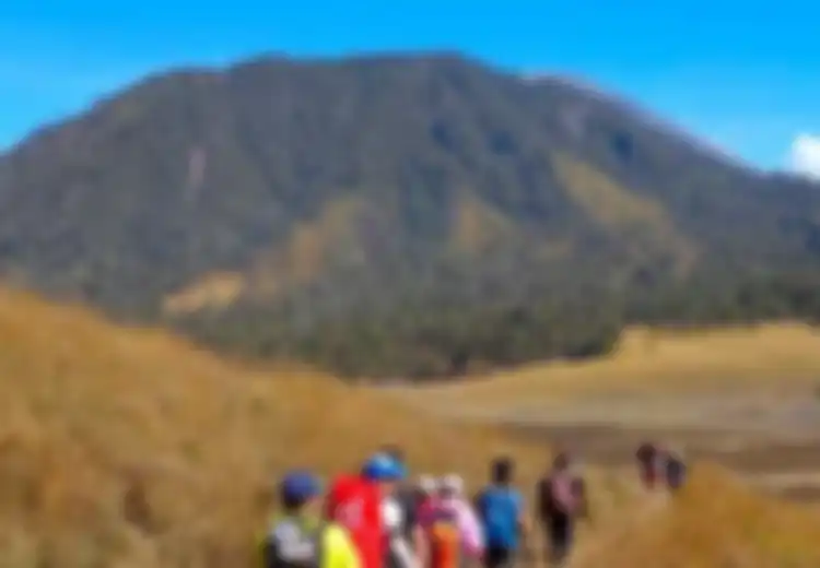 Dipercaya Sebagai ‘Paku Bumi’ Pulau Jawa Agar Tidak Terombang-ambing di Lautan Luas, Punya Makna Sakral bagi Umat Hindu, Inilah Fakta Gunung Semeru yang Termaktub dalam Kitab Peninggalan Majapahit