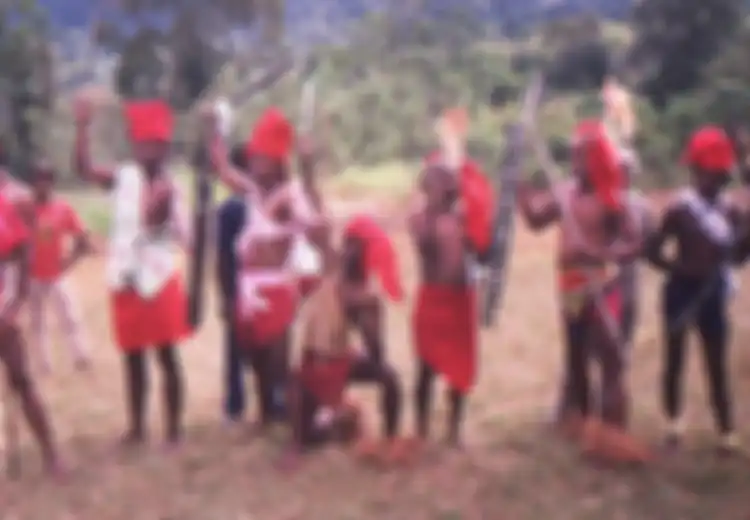 Diasingkan dari Keluarga dan Masyarakat Karena Dianggap Darah Menstruasi Tidak Baik Bagi Lingkungan Adat, Inilah Ritual yang Harus Dijalani oleh Gadis Suku Noaulu yang Masuki Masa Akil Balig