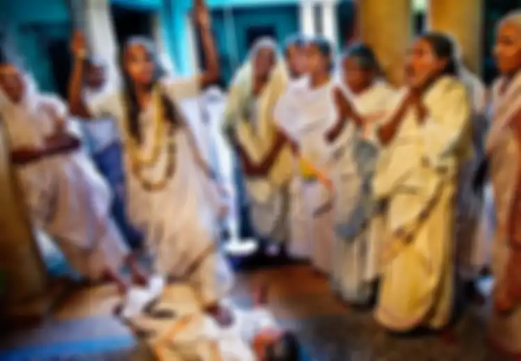 Jadi Titik Buangan 15 Ribu 'Wanita Terkutuk Penghisap Uang', Inilah Vrindavan, Kota Janda di India yang Diisi para Wanita yang Dibuang Keluarga Sendiri