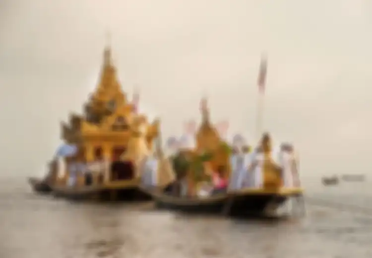 Festival Pagoda Phaung Daw Oo, Ritual Tahunan Myanmar, Perarakan Empat Patung Buddha ke Desa-desa Kecil di Sekitar Danau Inle untuk Diberi Penghormatan Masyarakat