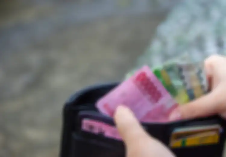 Weton Jawa hari ini, Weton Senin Legi, Watak Menurut Weton, Mongso, dan Wuku Lahir