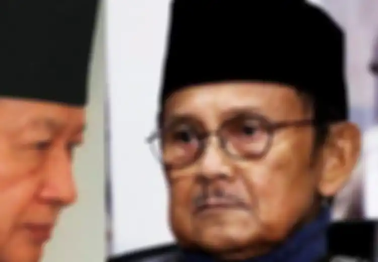 Di Balik Senyum Dingin Soeharto Untuk Habibe Usai Lengser Keprabon