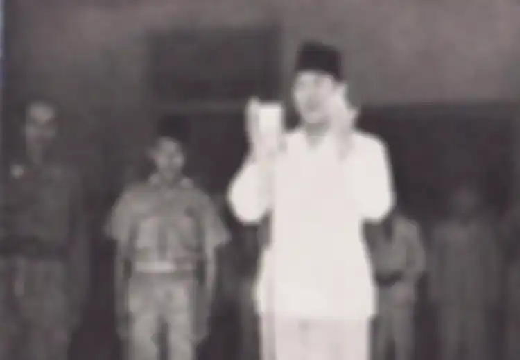 Kenapa Berita Proklamasi Tidak Diterima Secara Bersamaan Di Seluruh Indonesia?