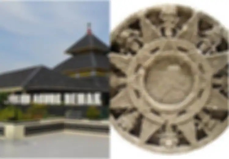 10 Peninggalan Kerajaan Demak, Ada Makam Sosok Wali Paling Disegani