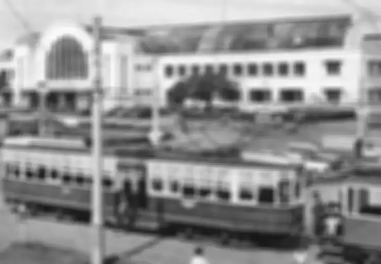 Jelaskan Perkembangan Trem Pada Masa Pemerintah Belanda Hingga Masa Sekarang!