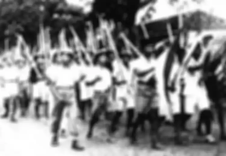 Bagaimanakah Karakteristik Perlawanan Terhadap Belanda Sebelum dan Sesudah Abad ke-19?