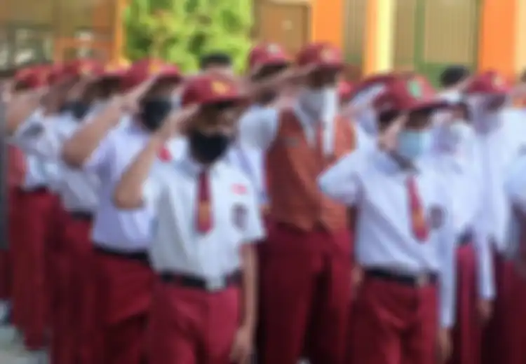 20 Kata-kata Pamitan Pindah Sekolah untuk Sosok Guru dan Teman