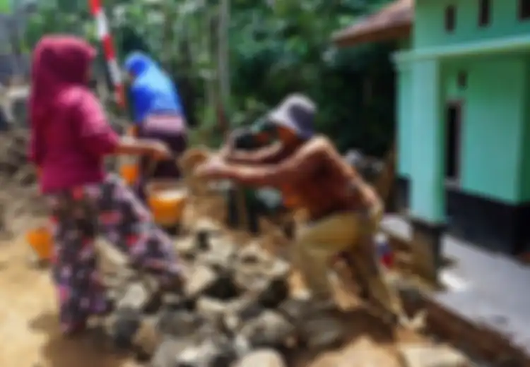 Kegiatan Apa yang Dapat Membantu dan Memberikan Manfaat Bagi Masyarakat yang Membutuhkan?