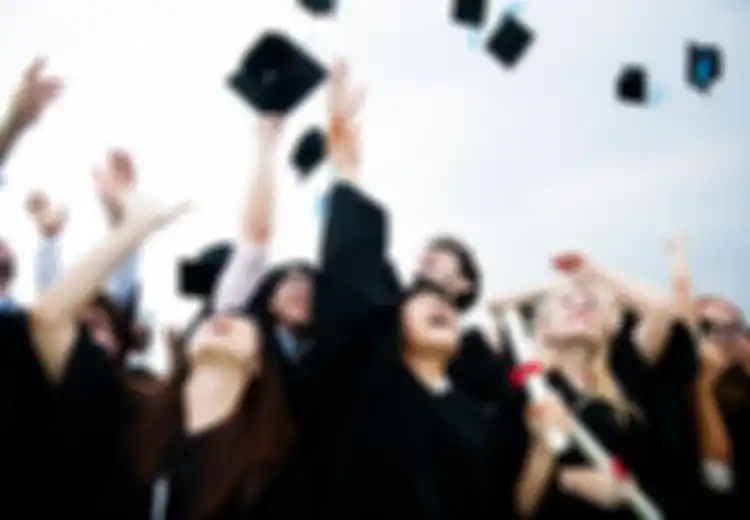 25 Ucapan Wisuda Singkat dan Bermakna untuk Sahabat atau Kerabat