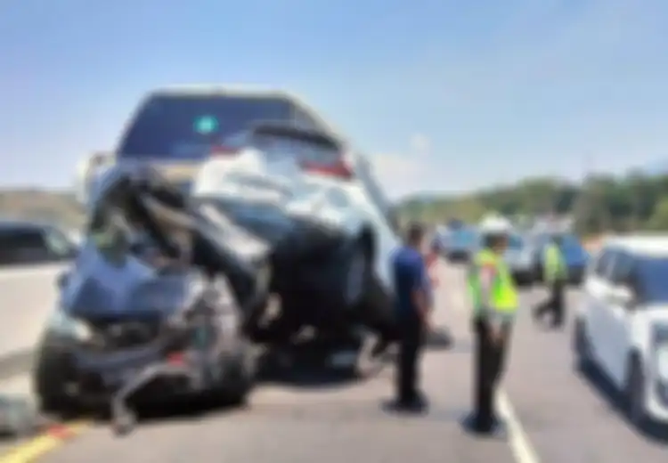Bak Jadi Jalanan Maut Ini Jejak Kecelakaan di Tol Ungaran, Apa Penyebabnya?