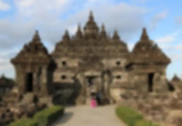Komoditas yang Sering Diperdagangkan pada Masa Kerajaan Hindu Buddha
