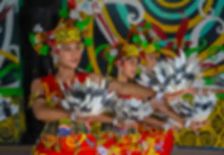 Bagaimana Caranya Agar Pancasila Bisa Menjadi Pegangan untuk Berkolaborasi dengan Tradisi atau Budaya dari Bangsa Lain?