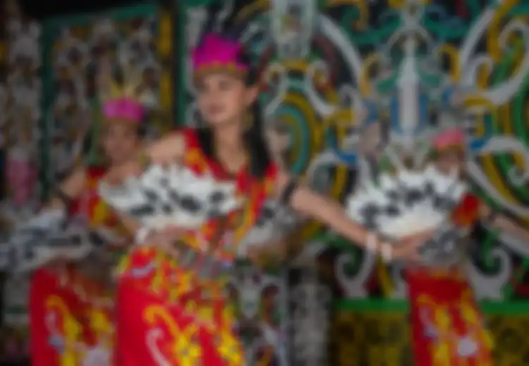 Mengapa Penting untuk Menjaga dan Melestarikan Tradisi Lokal?