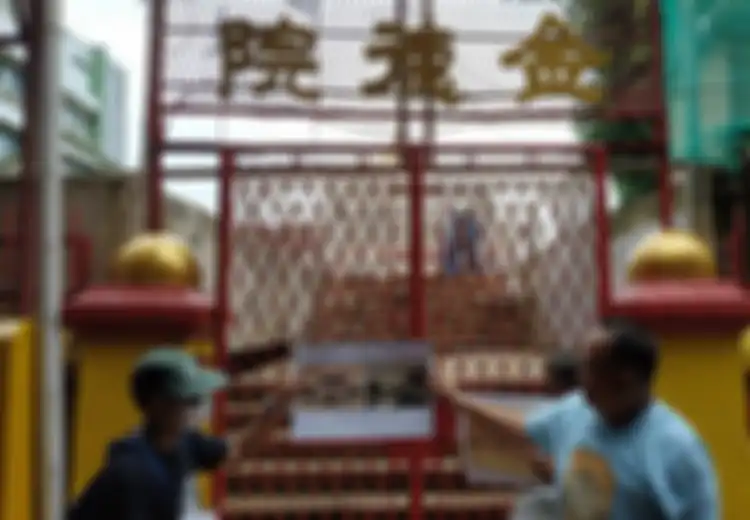 Menelusuri Kawasan Pecinan Sambil Menikmati Kudapan 