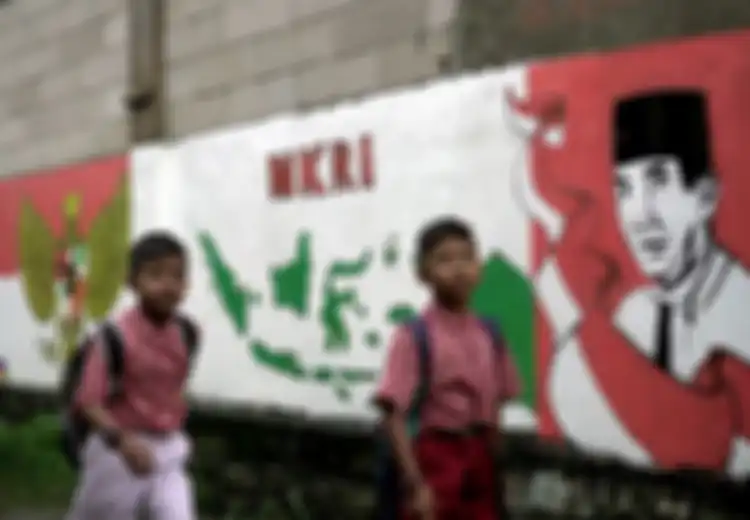 Bagaimana Menjelaskan Paham Kebangsaan dan Nasionalisme dalam Hubungannya dengan Menjaga Keutuhan NKRI?