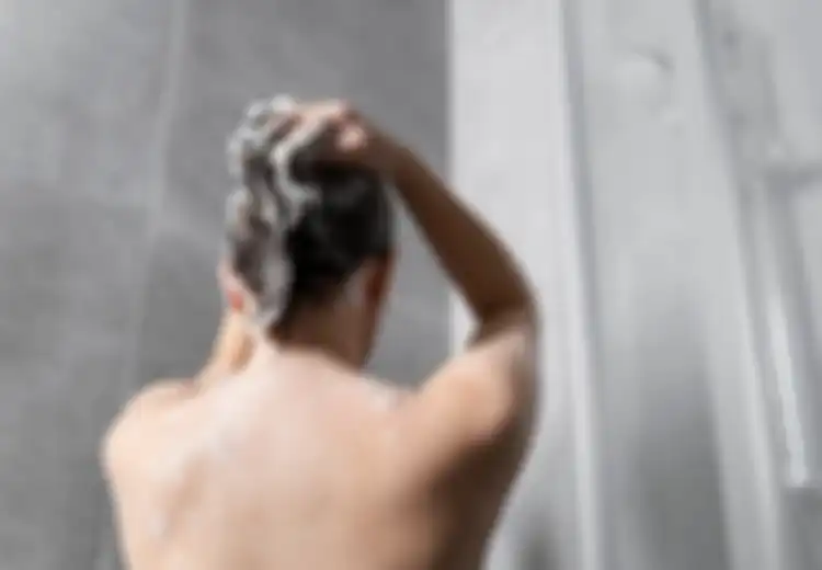 Arti Mimpi Keramas Rambut Sendiri, Bakal Selamat dari Kesialan?