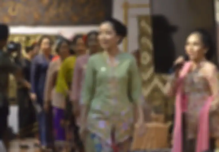Sebuah Ikhtiar Supaya Kebaya Nusantara Menjadi Pemersatu Bangsa