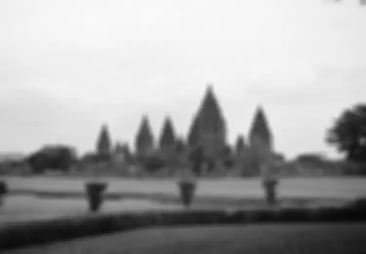 Bagaimana Perbedaan Candi Langgam Jawa Tengah dan Candi Langgam Jawa Timur?