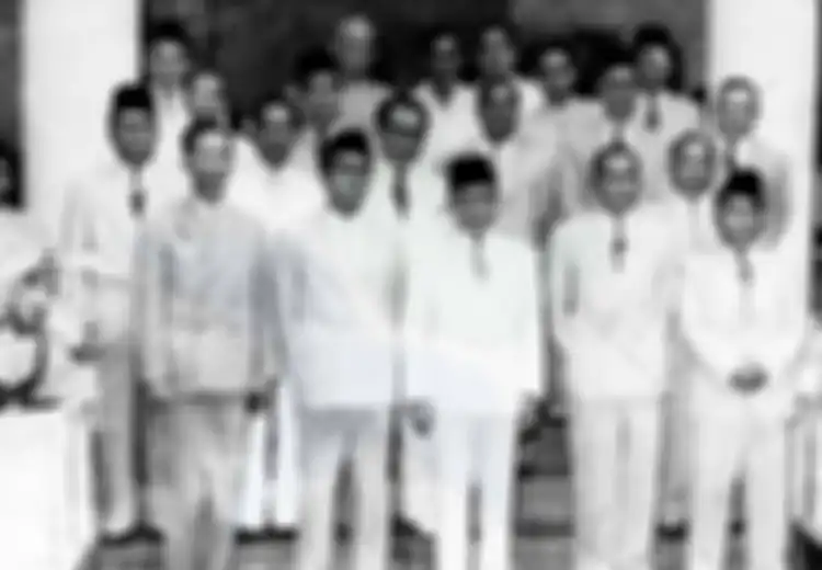 Bagaimana Peran Kabinet Burhanuddin Harahap dalam Upaya Pengembalian Irian Barat?