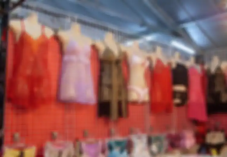 Alih-alih untuk Menyenangkan Suami, Dahulu Lingerie Dibuat dari Besi yang Bikin Sesak Napas dan Berfungsi Meratakan Dada