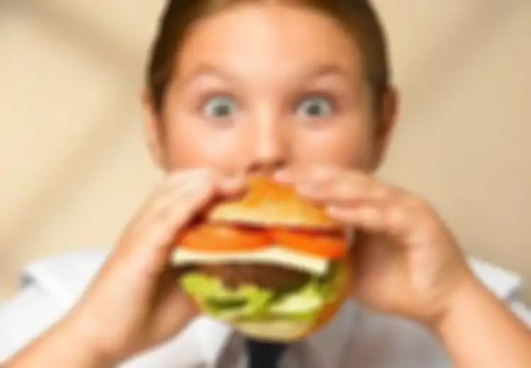 Hati-hati! Makanan Cepat Saji Termasuk 1 dari 5 Faktor yang dapat Turunkan Nilai IQ Anak