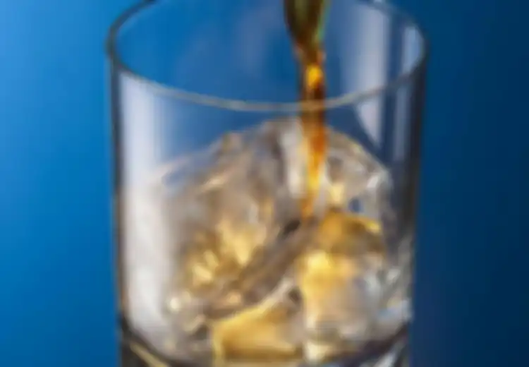 Bagaimana Mengonsumsi Minuman Beralkohol yang Aman?
