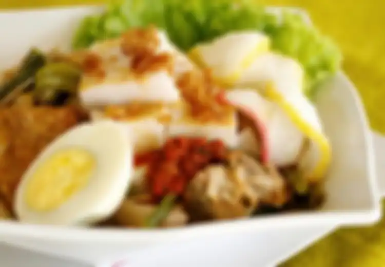 Jangan Kalap! Ini dia Tips Makan Sehat Saat Lebaran