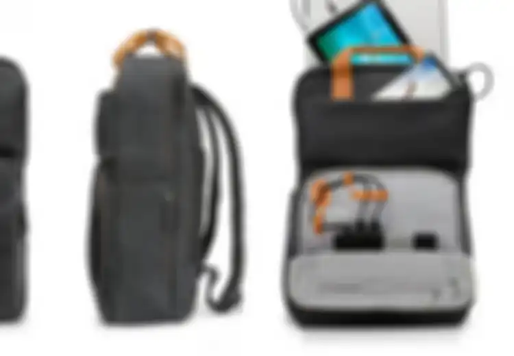 Powerup Backpack, Tas Cerdas yang Mampu Mencharge Gadget