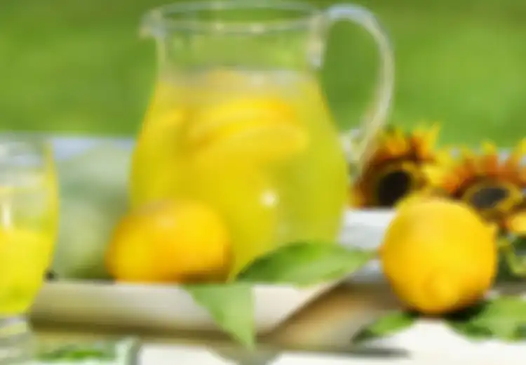 Stres? Coba Redakan dengan Air Lemon!