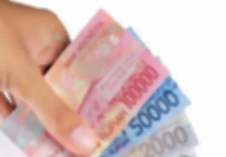 Mengunduh Rupiah dari Media Sosial 