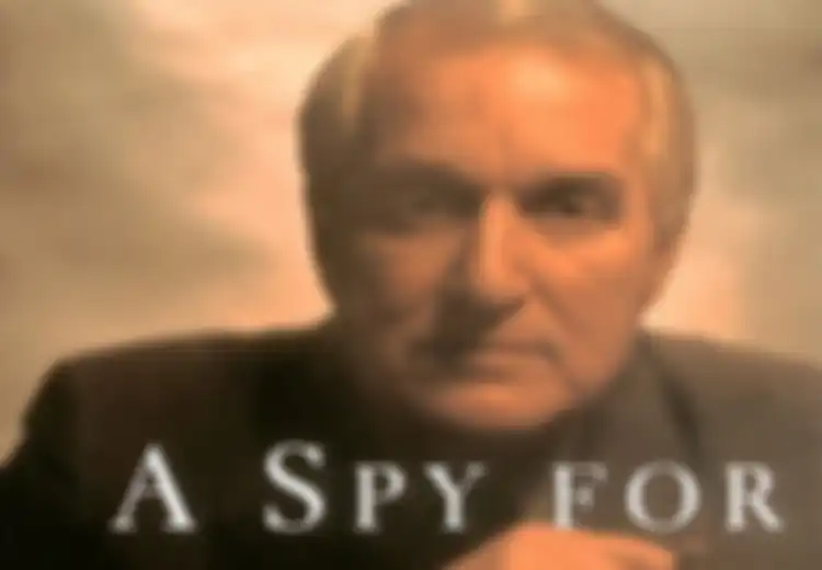 Ini Dia, James Bond CIA