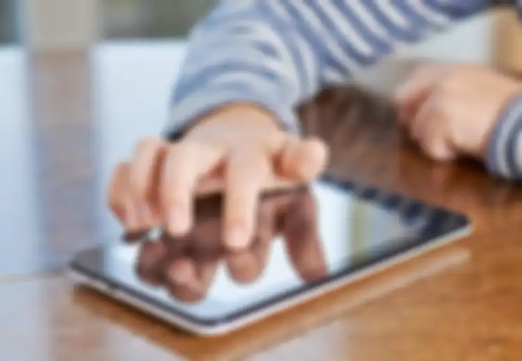 Sering Main Game di Smartphone? Hati-hati 'Cybersickness'