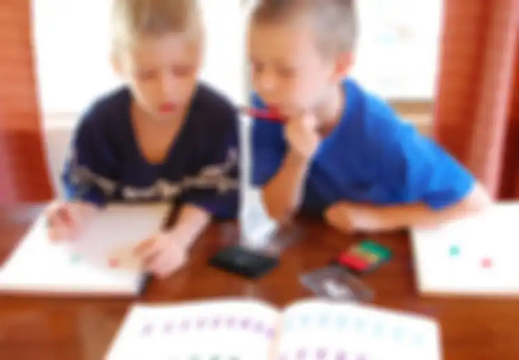 Anak-anak yang Senang Mengerjakan Sudoku dan Teka-teki Silang Terlatih Otaknya