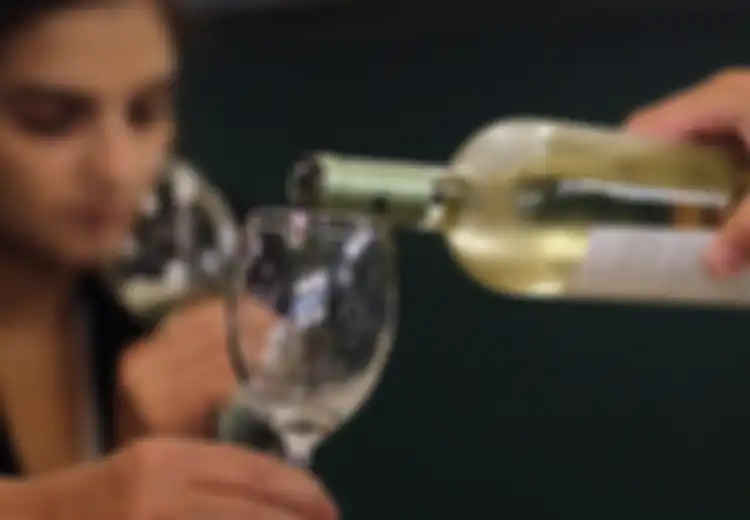 Inilah yang Terjadi pada Otak Kita Jika Minum Alkohol hingga Mabuk