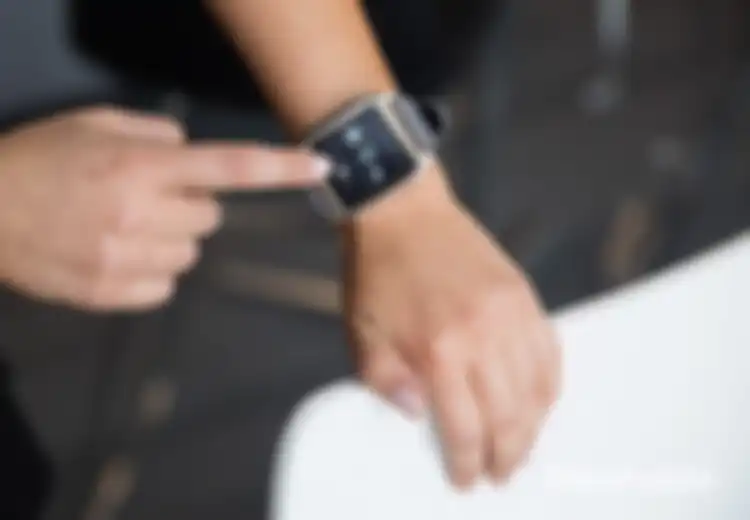 Kini Ada Smartwatch Yang Bisa Menghemat Uang Belanja